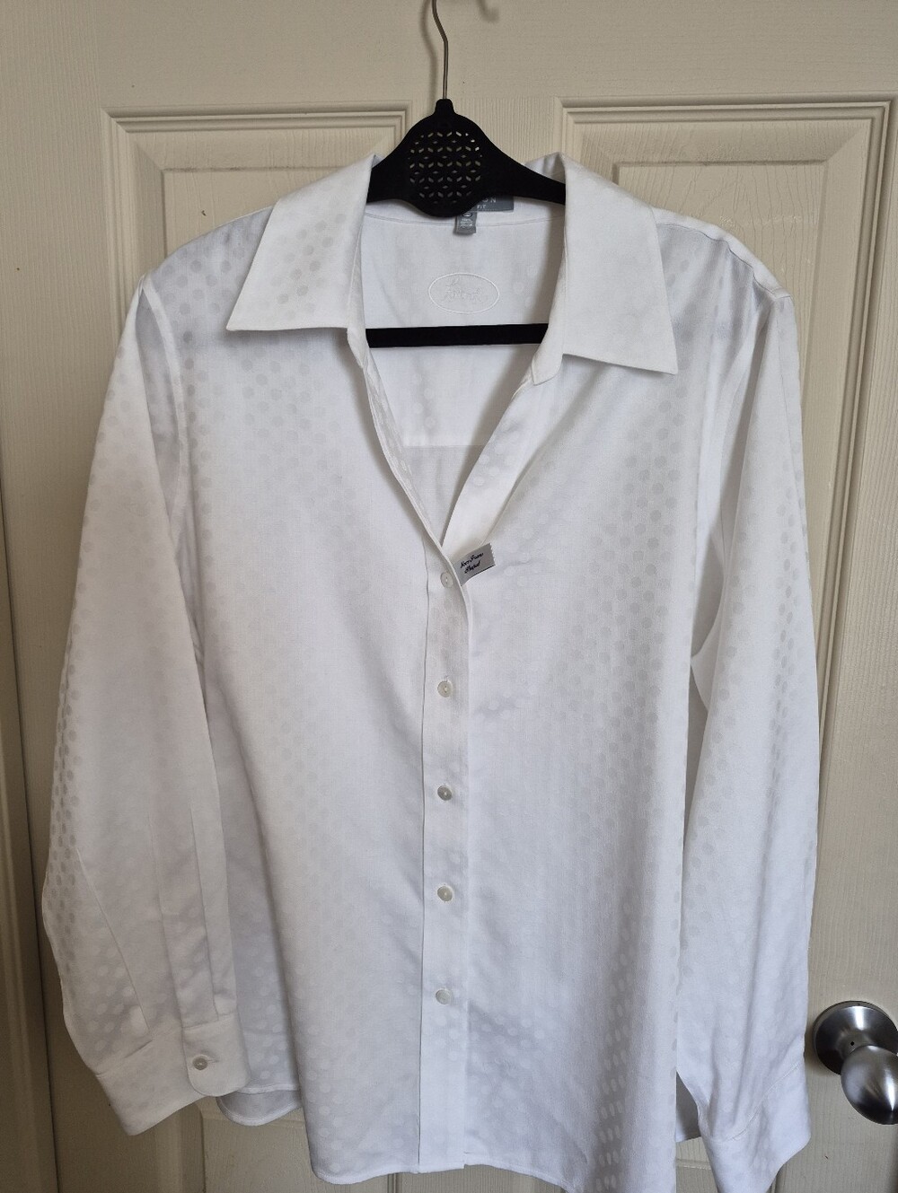 Size 16W White Foxcroft Womens Shirt with Subtle Dot Jacquard